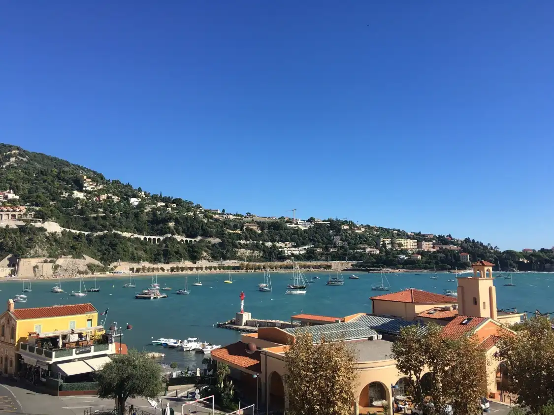 Hotels near Citadelle Saint-Elme
