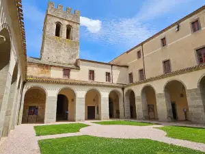 Abbaye de Caunes Minervois