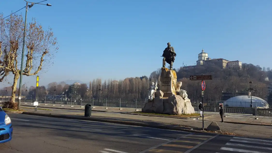 Hotel in zona Monumento a Giuseppe Garibaldi