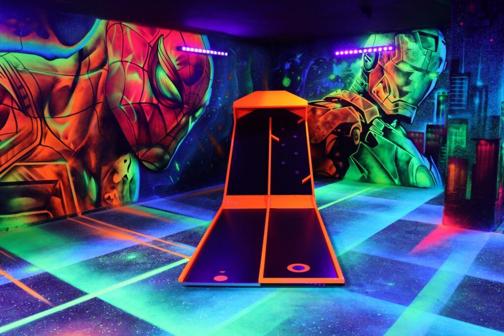 ActionZone 4D Schwarzlicht Minigolf Dusseldorf