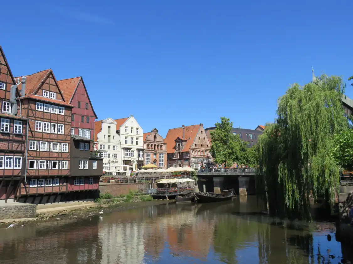 Hotels near Brausebruecke