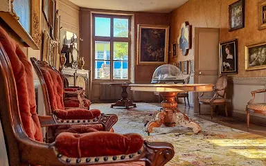 香檳沙隆朱勒•賈力內美術館