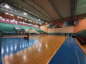Polyvalent Hall