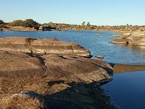 Peña Buracá o Canchal de los dos ojos