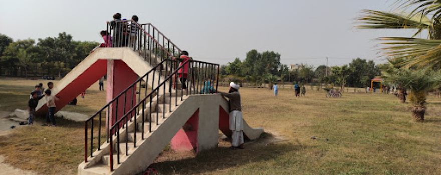 Shakargarh Park شکرگڑھ پارک