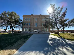 Scurry County Courthouse and Historic Marker