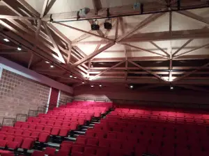 Salle des Fêtes, espace Davot