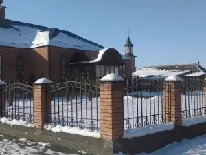 Mechet' Chervlennaya