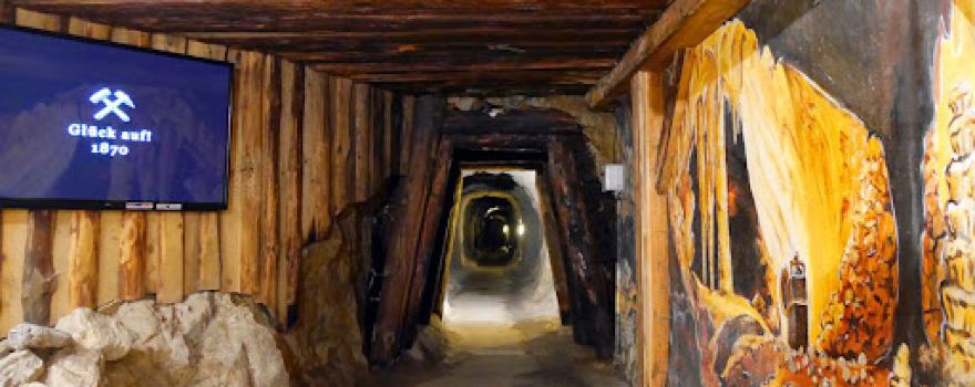 Tropfsteinhöhle Eingang