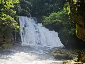 Bantimurung Waterfall
