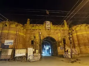 Sindhipura Gate