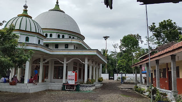 Masjid Raudlatul Ulum