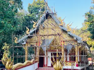 Wat Tham Phajarui
