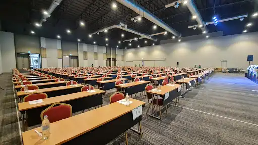 มลฑาทิพย์ ฮอลล์ ศูนย์ประชุมและจัดแสดงสินค้า นานาชาติ จังหวัดอุดรธานี