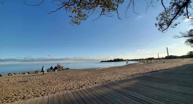 5_Toronto Beach