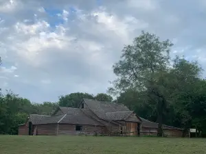 Cedar Hill State Park