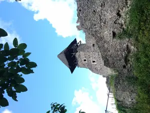 Nevytske Castle
