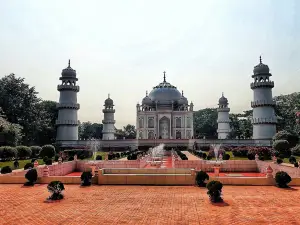 Banglar Taj Mahal