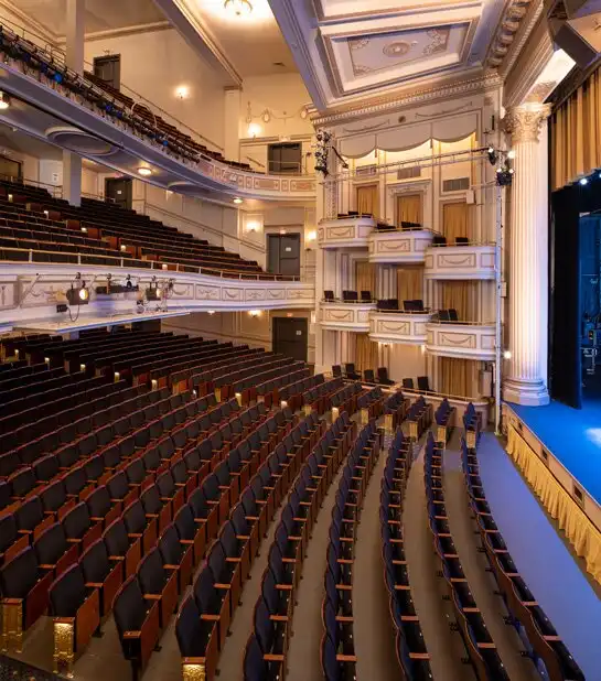 Các khách sạn gần Shubert Theater