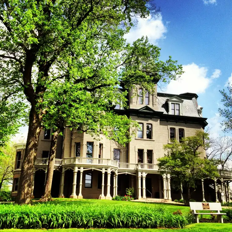 Hotels in LaSalle
