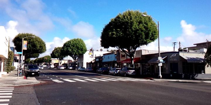 Montana Avenue