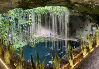 Ik Kil Cenote