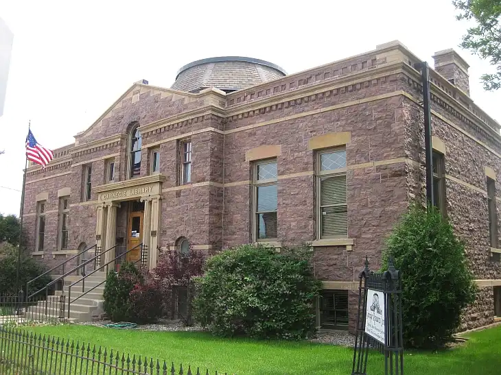 Hotels near Carnegie Resource Center