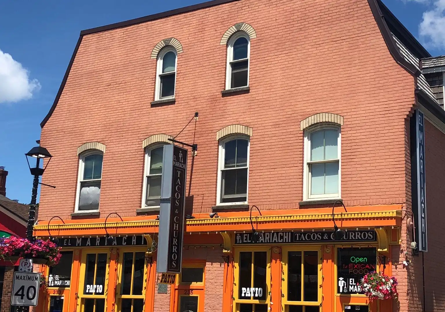 Hotels near Streetsville