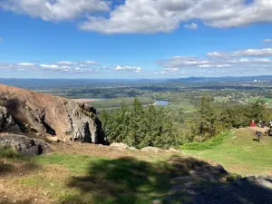 Skinner State Park