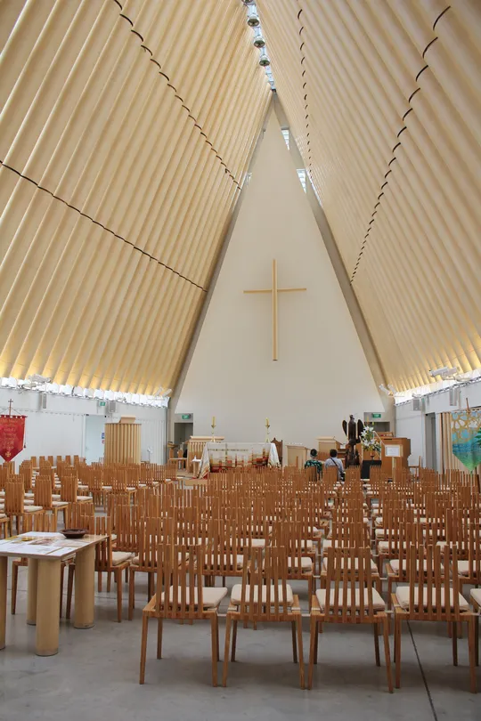2_Cardboard Cathedral