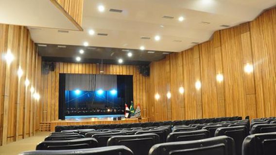 Teatro Paulo Roberto Lisbôa