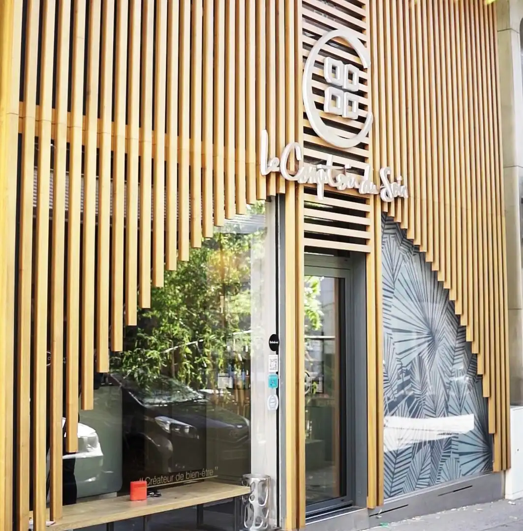 Le comptoir du soin周辺のホテル