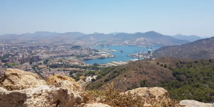 拉阿塔拉亞城堡