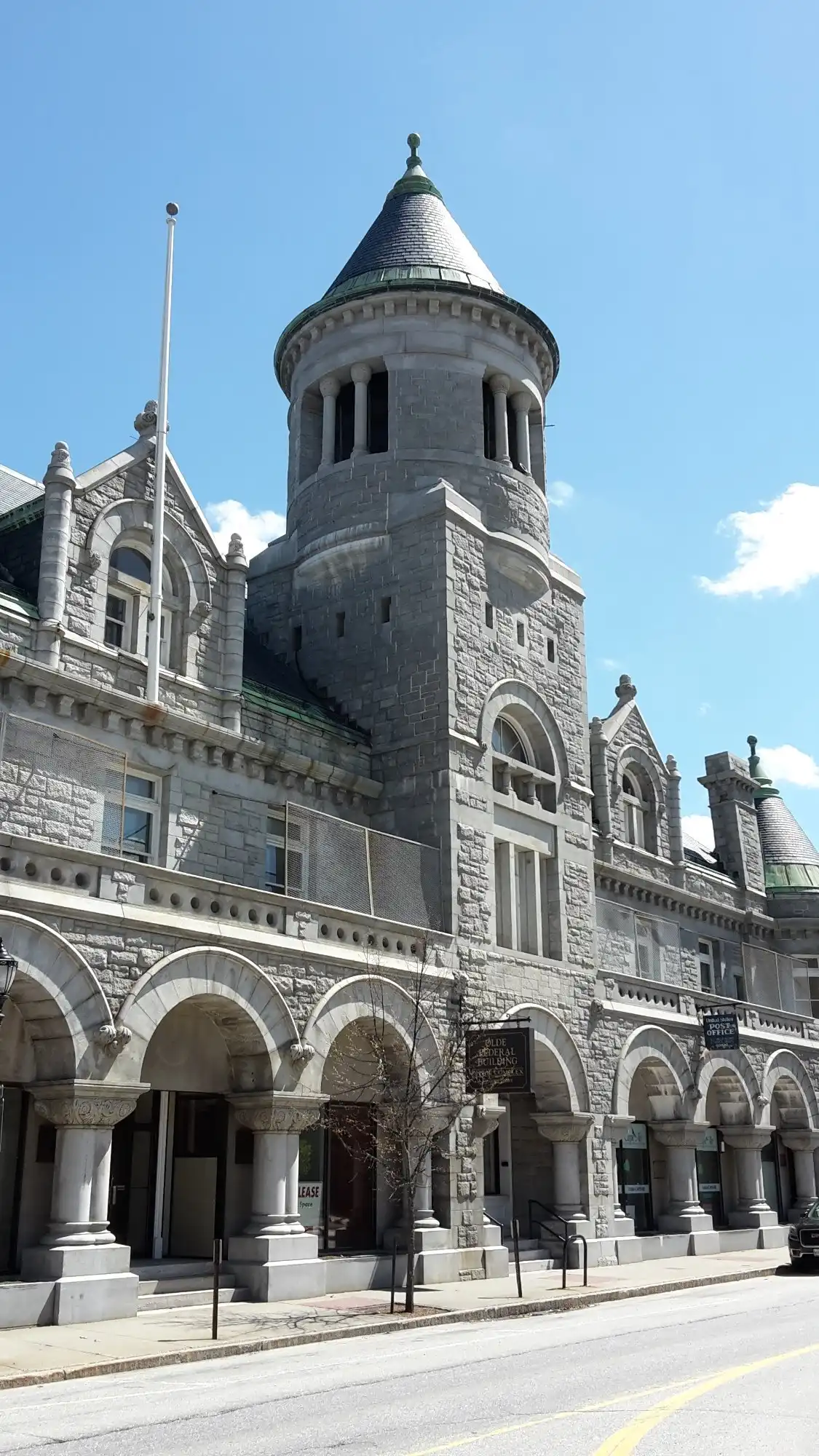 Hotels near Old Post Office