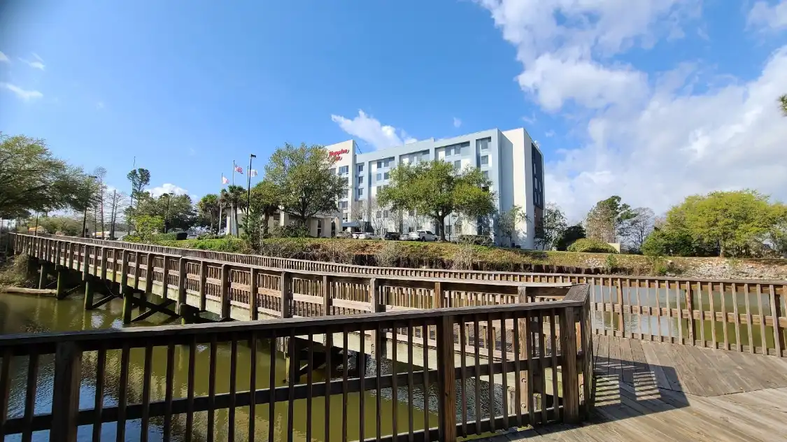 Hotels near Gator Boardwalk