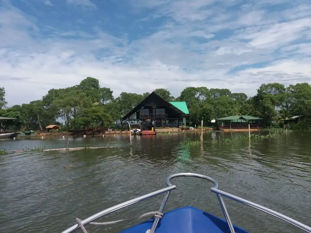 Hotels near Kirala Island