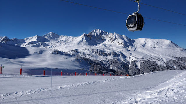 TÉLÉCABINE D'ARRONDAZ