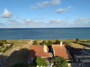 Praia de Areia Dourada