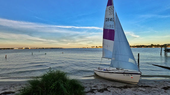 Garniers Beach Park