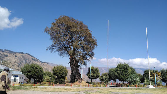 Plaza Principal Distrito de Uranmarca