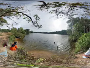 Wisata Alam Danau Laot Bhee