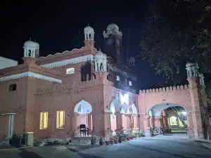 Yadgar Club