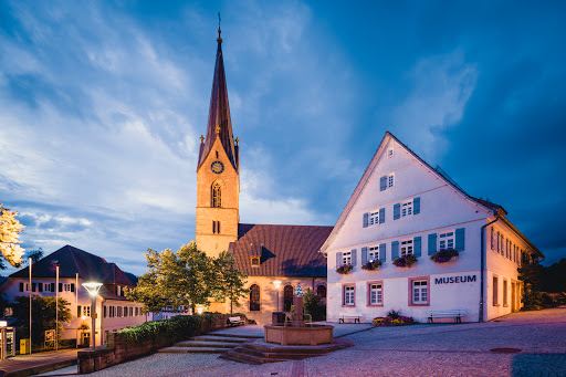 Compare 5 airports near Baiersbronn