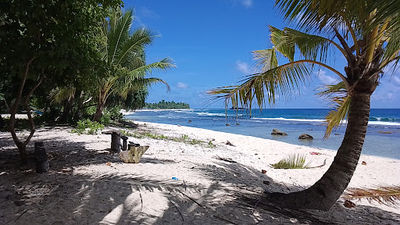 Pantai Wisata Kampung Biawer