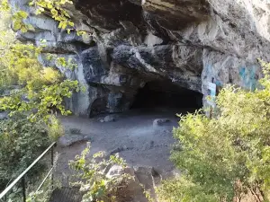 Peshchera "Kolokol'naya"