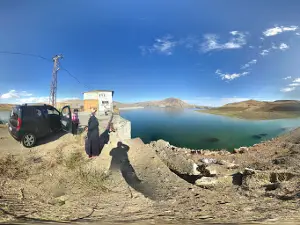Sancaktar Abdulvahap Gazi Türbesi