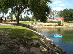 Lafayette KOA Holiday