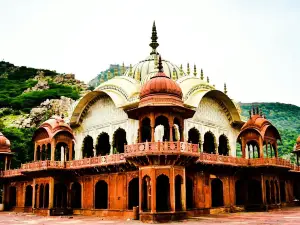 Moosi Maharani Ki Chhatri