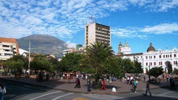 Plaza de Narino