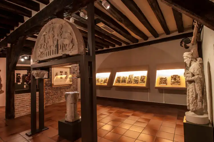 Hotels near Museum of Sacred Art (Museo de Arte Sacro)